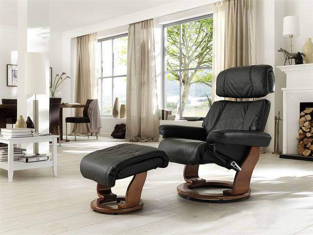 chair_piabora-recliner_black_b.jpg